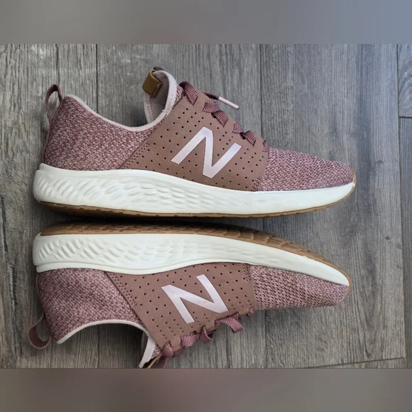 New Balance Fresh Foam Sport Womens Size 8 Pink White - Picture 5 of 8